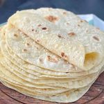 نماینده استان خوزستان در اتاق اصناف ایران: محدودیت کارتخوان های خرید نان برداشته شود