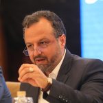اتاق اصناف ایران هوشمندانه و مدبرانه نقطه عطف کارنامه اصناف و دولت را رقم زد /در دوران طلایی مدیریت اتاق اصناف ایران هستیم