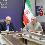 دولت نباید اصناف را رقیب خود بداند