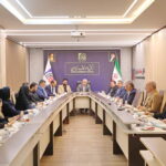 نشست رئیس اتاق اصناف ایران با فعالان صنفی حوزه پوشاک