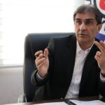 رئیس جمهور دستور توقف اجرای فراخوان مالیات برارزش افزوده در دی ماه را عملیاتی کند